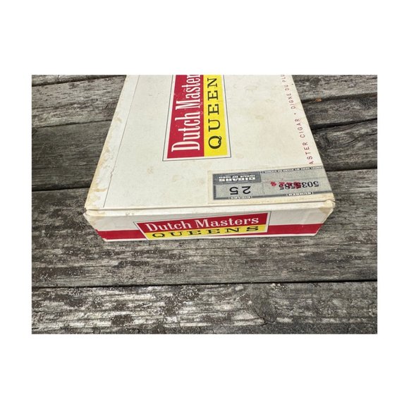 Vintage Dutch Masters QUEENS Cigar Box The Master Cigar 8.5x5.75" - Picture 3 of 7